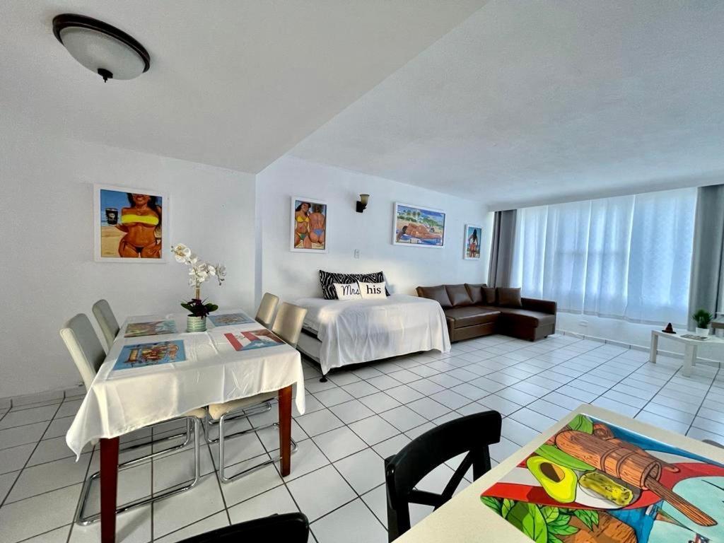 Condado Beachfront Tantra Apartment Сан-Хуан Экстерьер фото